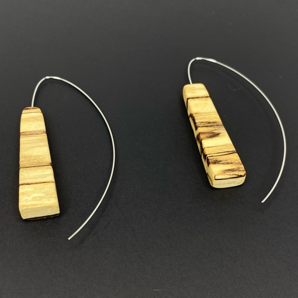 UNIQUE GENUINE WOODEN EARRINGS WITH A LONG STEM CURVED BACK - Picture 5 of 9